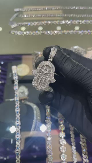 MOISSANITE VVS SMALL HAMSA PENDANT